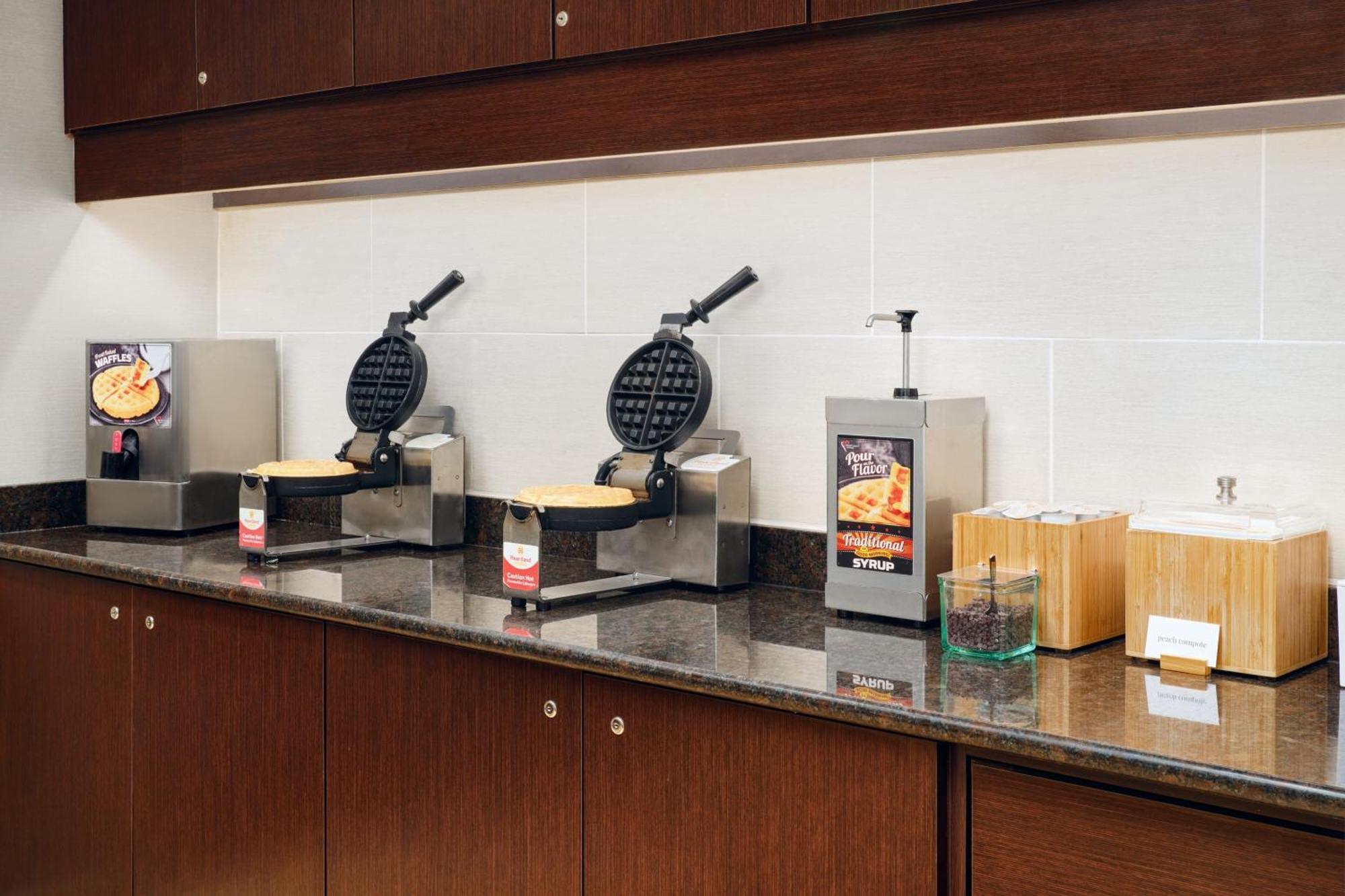 Residence Inn By Marriott Fort Myers At I-75 And Gulf Coast Town Center Estero Extérieur photo