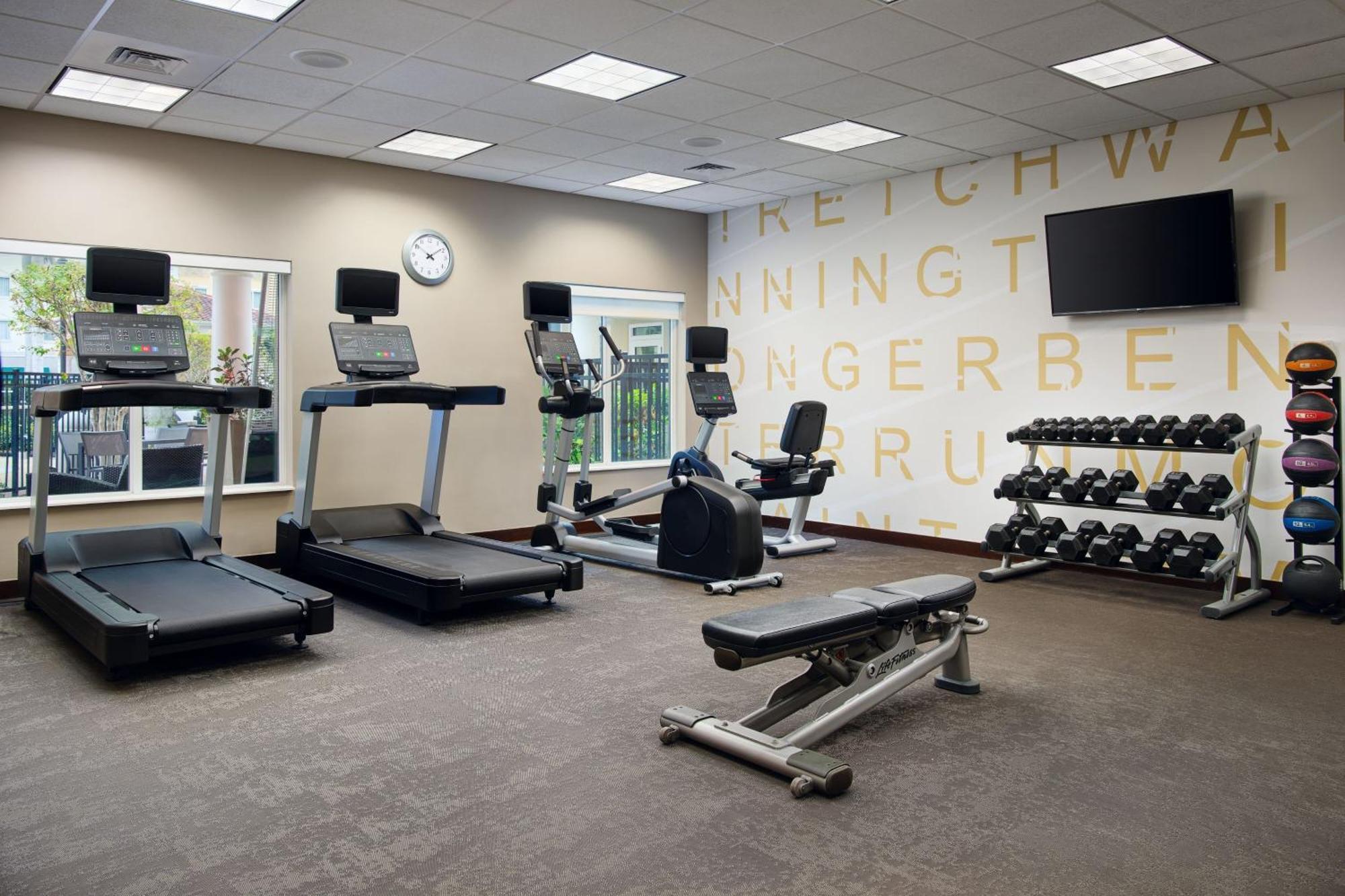 Residence Inn By Marriott Fort Myers At I-75 And Gulf Coast Town Center Estero Extérieur photo